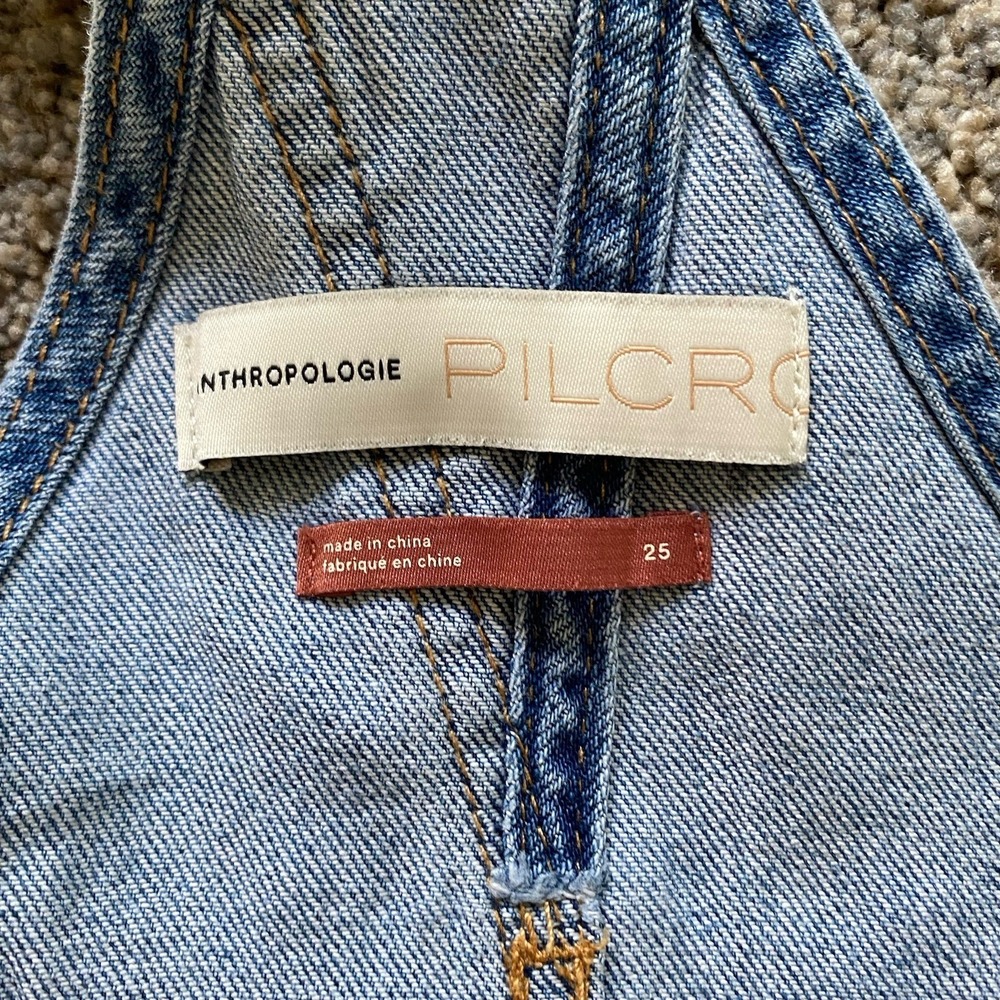 Pilcro Anthropologie Denim Overalls Size 25 Blue Relaxed Raw Hem Distressed - Picture 3 of 12
